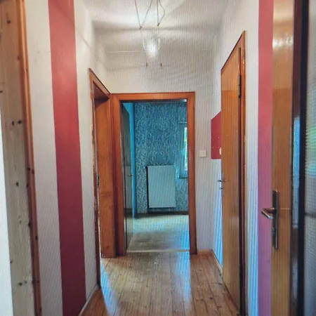 Monteurhaus Mit 4 Zimmern