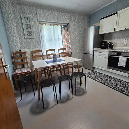 Monteurhaus Mit 4 Zimmern Biedenkopf