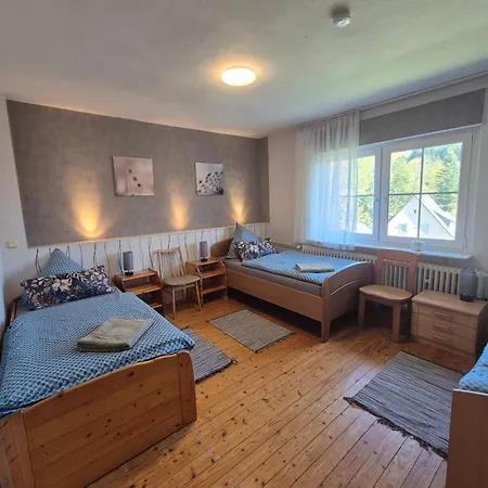 Prázdninový dům Monteurhaus Mit 4 Zimmern