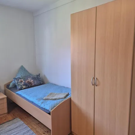 Monteurhaus Mit 4 Zimmern * Biedenkopf