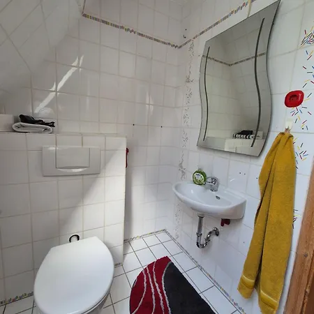 Monteurhaus Mit 4 Zimmern Prázdninový dům Biedenkopf
