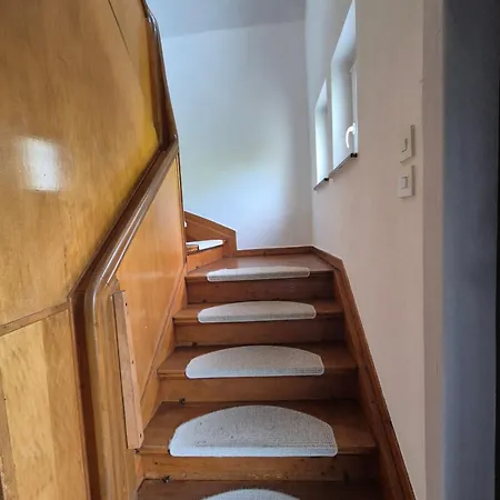 Monteurhaus Mit 4 Zimmern * Biedenkopf